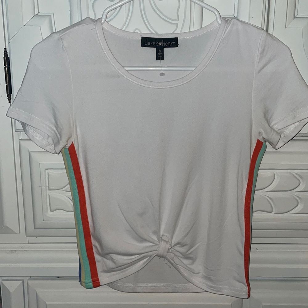 Juniors small tee